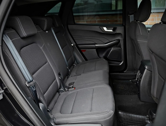 Ford Kuga cena 109900 przebieg: 10000, rok produkcji 2023 z Błonie małe 781